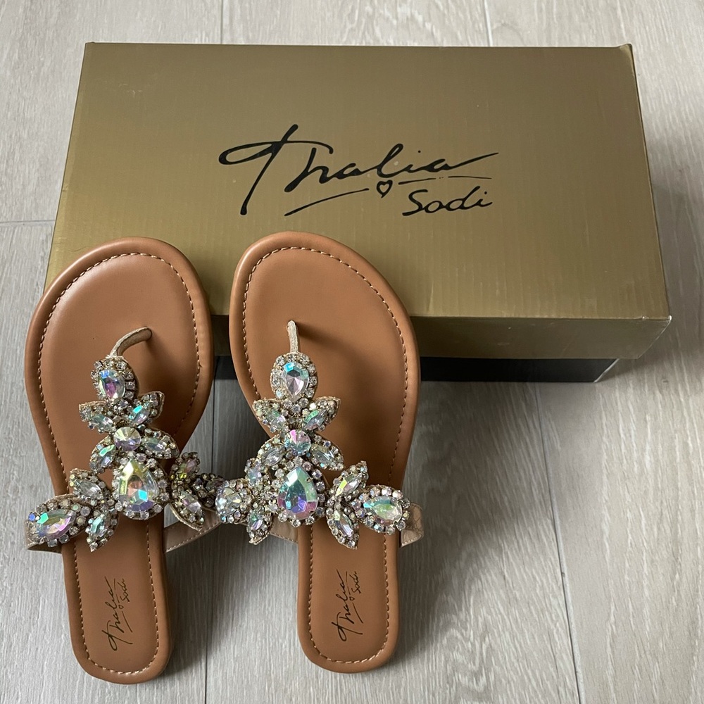 NWT - Bling Thalia Sodi Sandals